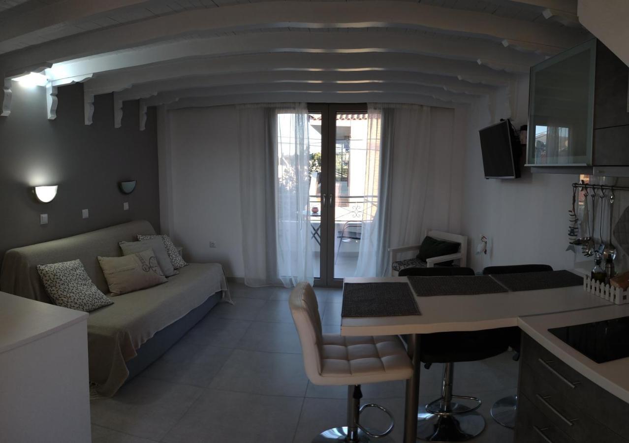 Irida Holiday Apartments Stoúpa Buitenkant foto