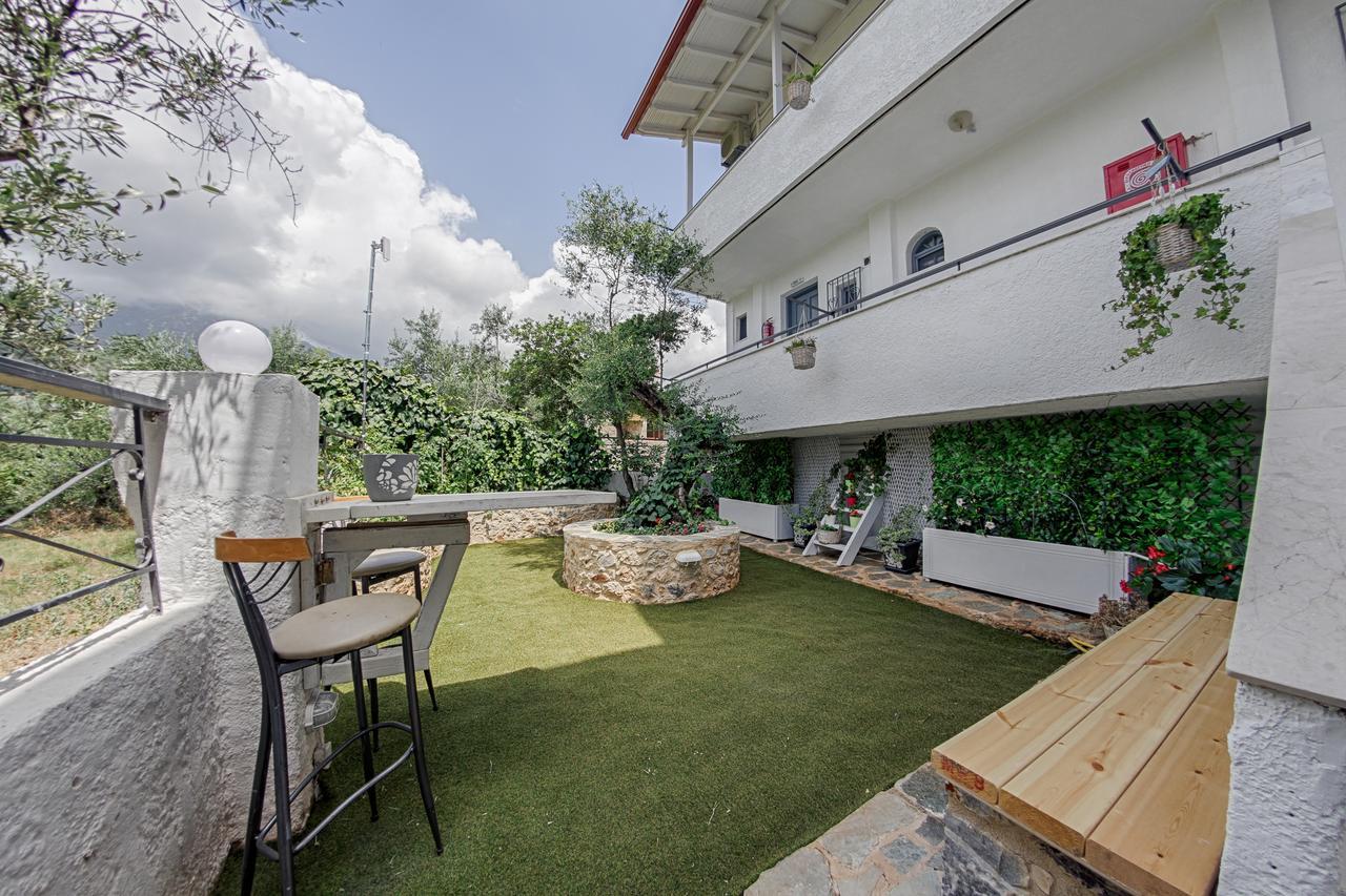 Irida Holiday Apartments Stoúpa Buitenkant foto
