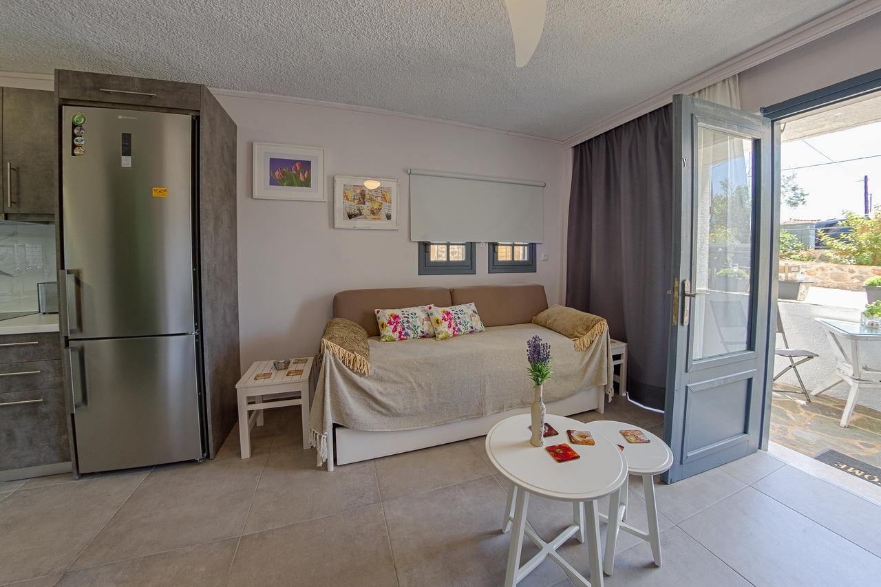 Irida Holiday Apartments Stoúpa Buitenkant foto